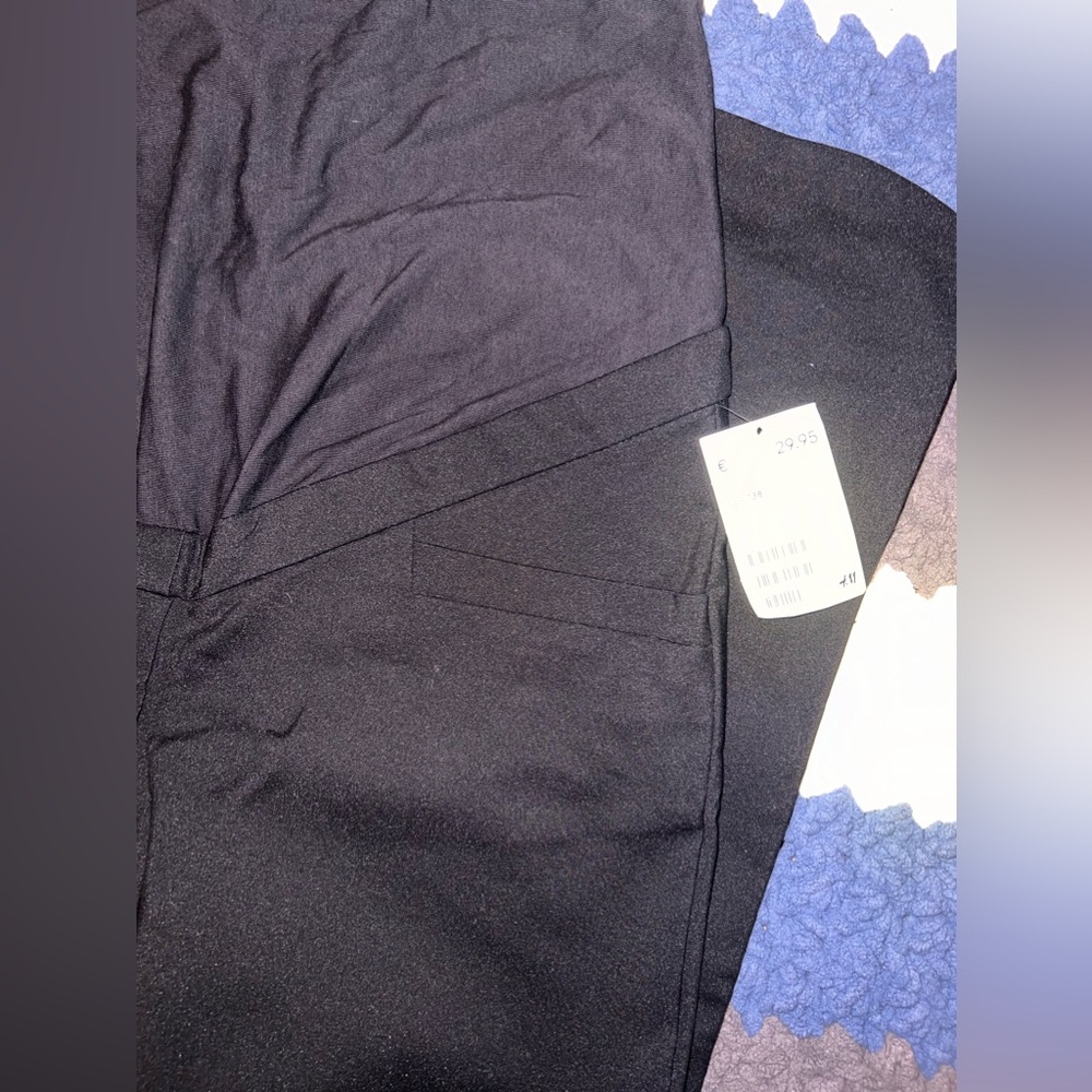 NWT H&M Maternity Pants - Picture 2 of 7
